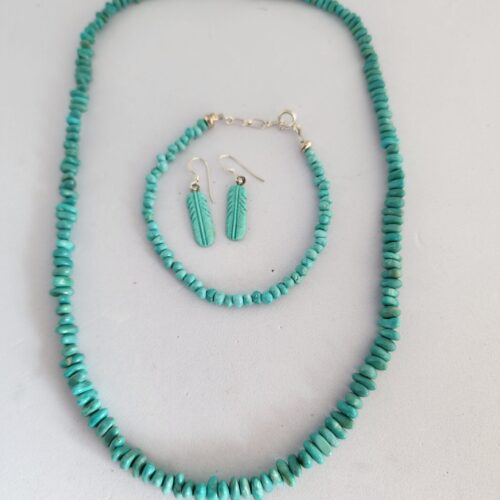 Campitos Strand, Bracelet and Earrings Set