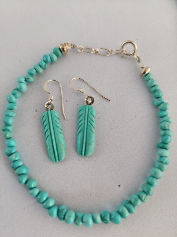 Campitos Strand, Bracelet and Earrings Set