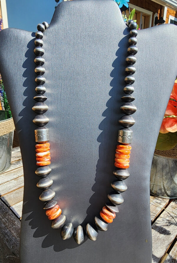 Signed Rose Martin Navajo Pearls with Spiny Oyster