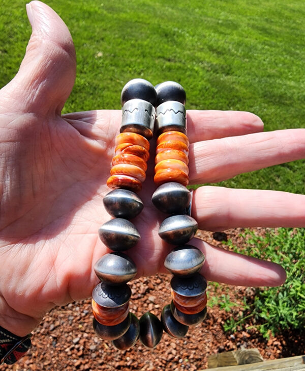 Signed Rose Martin Navajo Pearls with Spiny Oyster