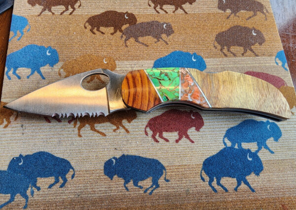 Gaspeite and Orange Spiny Oyster Inlay Pocketknife with Clip