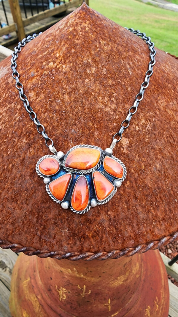 Augustine Largo Spiny Oyster Bar Necklace
