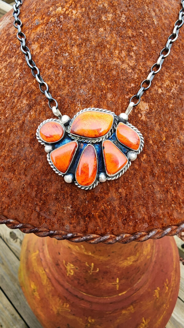 Augustine Largo Spiny Oyster Bar Necklace