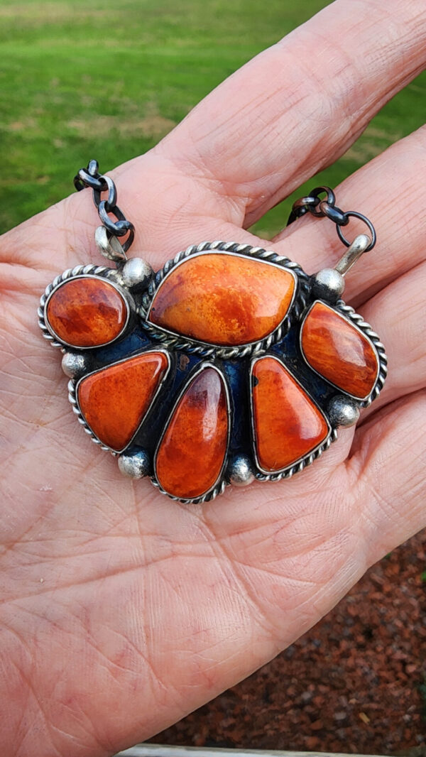 Augustine Largo Spiny Oyster Bar Necklace
