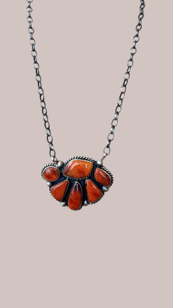 Augustine Largo Spiny Oyster Bar Necklace