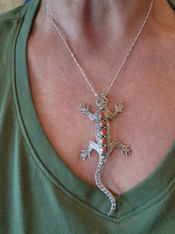Lee Charley Mediterranean Coral Pin/Pendant