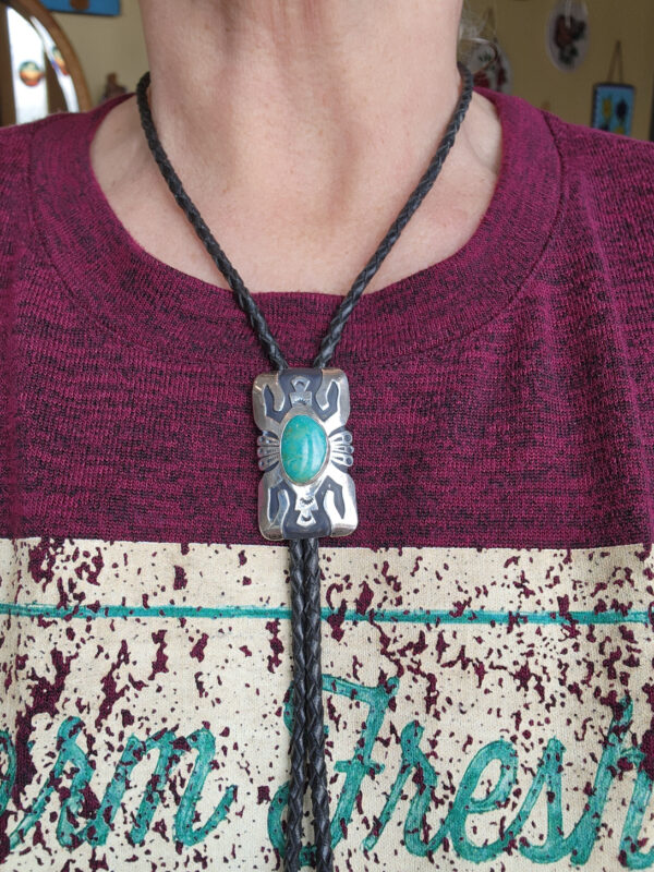 20260209_110532 Vintage Tom Billy Bolo