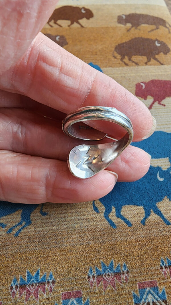 20260226_130701 Kenny Lonjose Bypass Ring